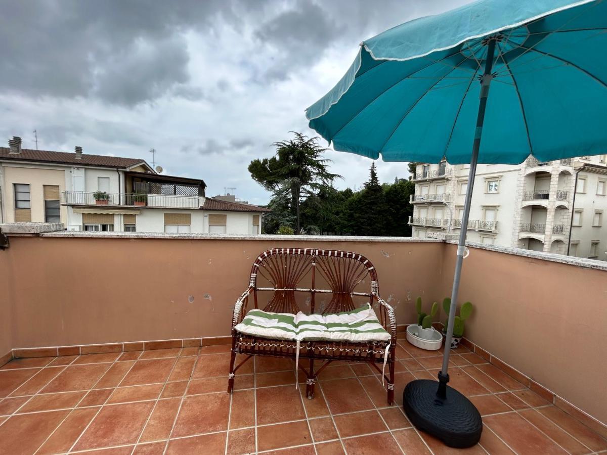 Un Tetto Per 2 Appartement SantʼElpidio a Mare Buitenkant foto